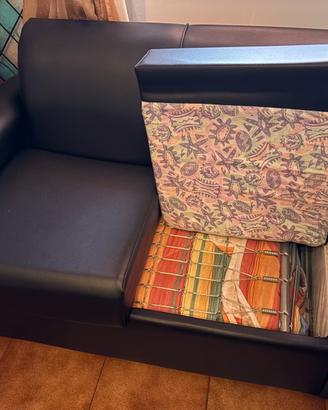 Divano letto e condizionatore
