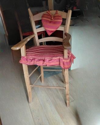 Sgabello Alto con Braccioli in Legno