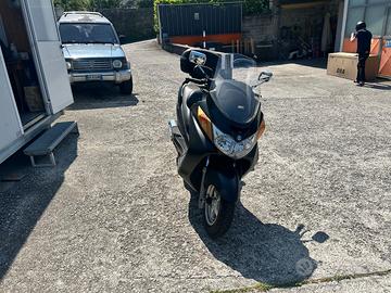 Suzuki burgman