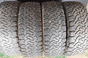 BF Goodrich All-Terrain T/A KO2 ,misura 265/65 R17