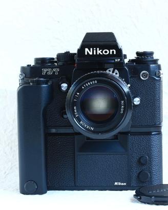 Nikon F3/T Titanio HP + Motore MD-4 + Nikkor 50mm