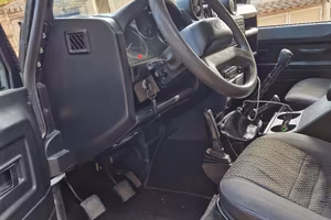 Land Rover defender 90 td4