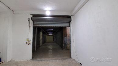 BOX AUTO 30mq IN ZONA STRATEGICA