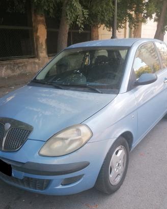 Lancia Y