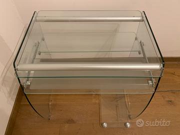 Scrivania porta computer