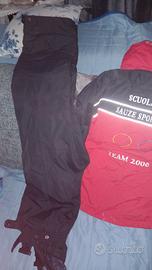   completo giacca e pantaloni per sciare