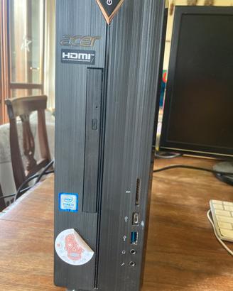 Pc fissi Acer Aspire e monitor Asus 22 pollici