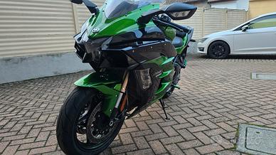 Kawasaki Ninja h2 sx se my 2018