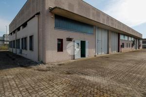 CAPANNONE A SANT'ANGELO LODIGIANO