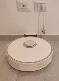 Robot aspirapolvere