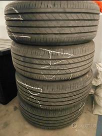 Pneumatici gomme 215/50-18 92v good year