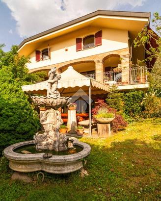 VILLA SINGOLA A SAN RAFFAELE CIMENA