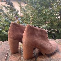 Stivaletti stringati alti Bata n.37