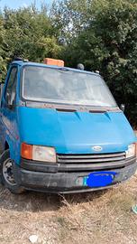 Ford Transit Carroattrezzi