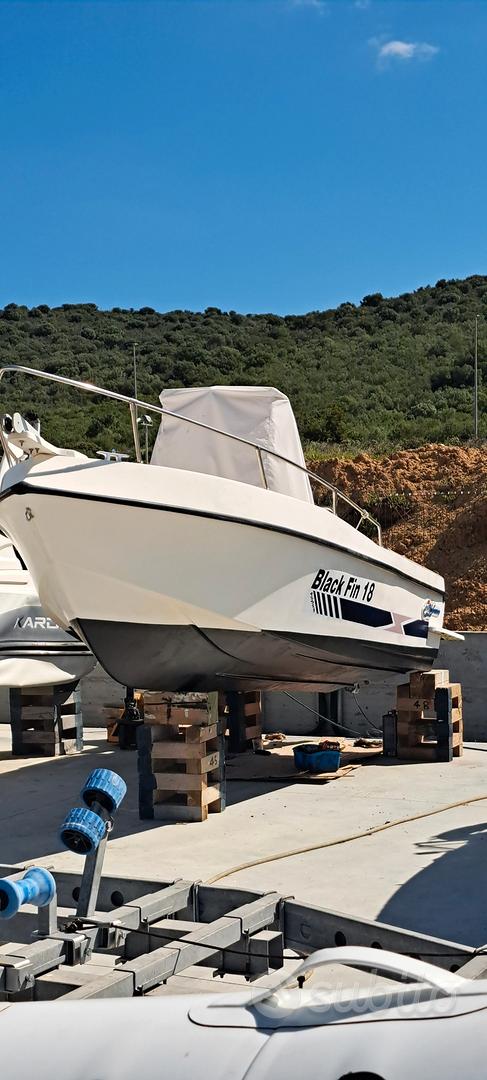 Barca Poyform 18 piedi - Nautica In vendita a Gallura