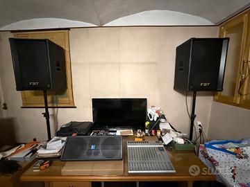 IMPIANTO LIVE FBT CASSE FINALE MIXER MONITOR/SPIA