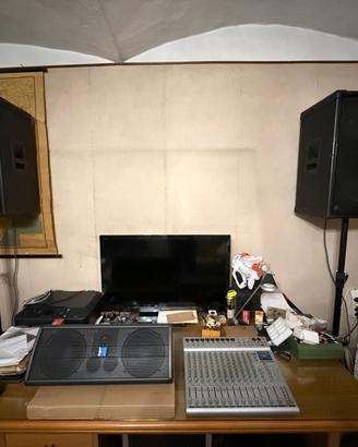 IMPIANTO LIVE FBT CASSE FINALE MIXER MONITOR/SPIA