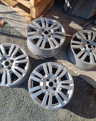 cerchi in lega da 15 per 500 e panda 