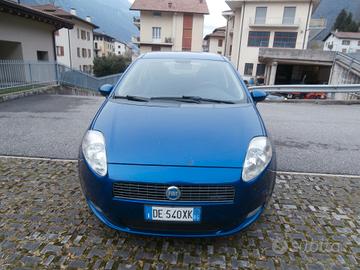 Fiat Grande Punto 1.3 MJT 90 CV 5 porte Neopatenta