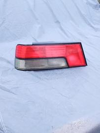 Fanale faro posteriore sinistro Peugeot 405 Mi16