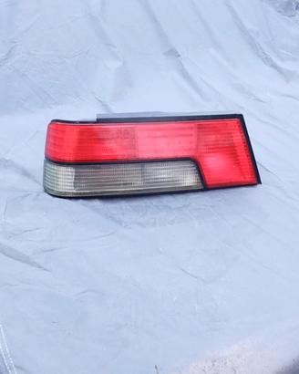 Fanale faro posteriore sinistro Peugeot 405 Mi16