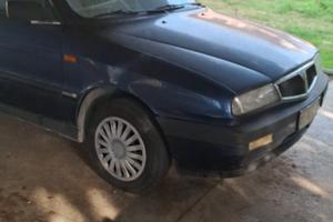 Auto Lancia Delta 