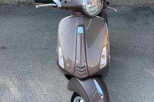 Vespa primavera 50 due tempi