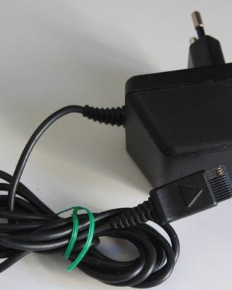 Alimentatori e caricabatterie cellulari anni 90