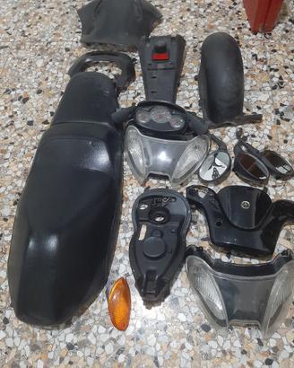 SOTTOPREZZO RICAMBI SCOOTER YAMAHA MAJESTY 125CC
