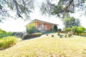 VILLA SINGOLA A SANTARCANGELO DI ROMAGNA