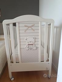 Lettino Italbaby con materasso e coprimaterasso 