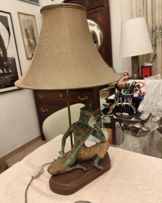 lampada vintage anni 70 di ispirazione thailandese