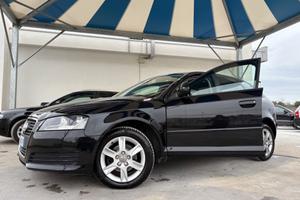 Audi A3 SPB 1.6 TDI 105 CV CR Ambition