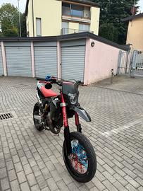 Fantic motard 50