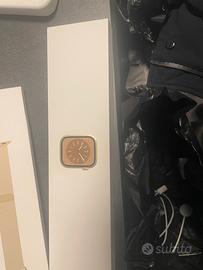 Apple Watch 8 cellular cassa inox gold