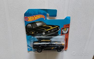 Hot Wheels 67 Ford Mustang Coupe 2021 Muscle Mania