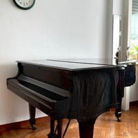 Pianoforte Steinway O-180