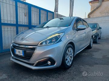 Peugeot 208 1.2 5 PORTE GPL ANNO 2016
