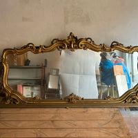 Specchiera grande molto bella e decorativa