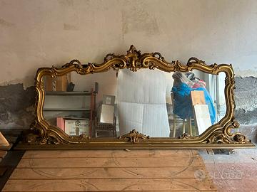 Specchiera grande molto bella e decorativa