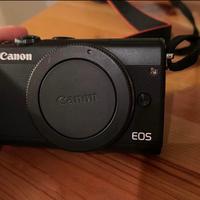 Fotocamera mirrorless Canon Eos M100