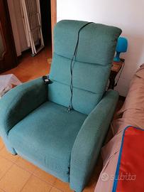 Poltrona alza persona elettrica Unibed