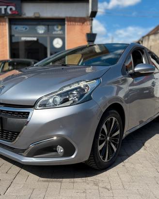 Peugeot 208 PureTech 82 5 porte Allure