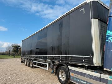 Semirimorchio centinato