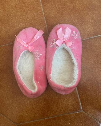 Pantofole in peluche da donna