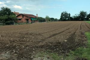 Terreno edificabile più terreno agricolo