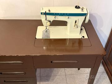 MACCHINA PER CUCIRE SINGER