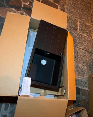 Lavello nuovo come nelle foto  color nero