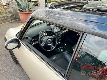 Intramontabile mini clubman