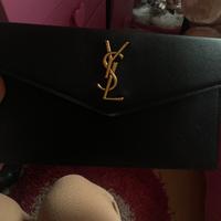Pochette saint laurent